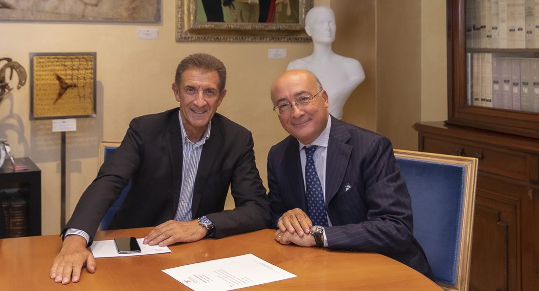 Ezio Greggio e S.E. l'ambasciatore Italiano Cristiano Gallo