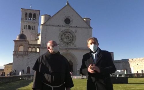 Ezio ad Assisi con Fra Marco